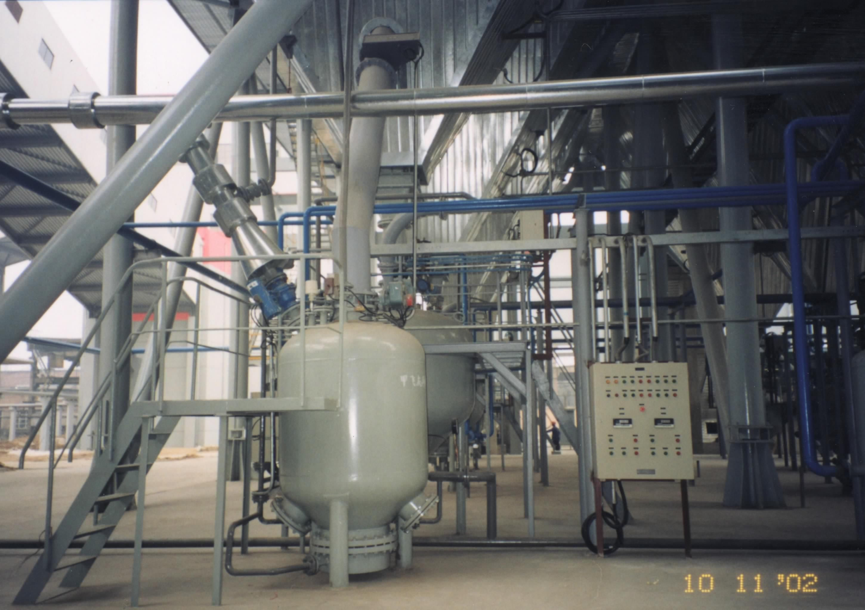 河北保定電廠粉煤灰上引式正壓密相氣力輸送倉(cāng)泵1-4號(hào)線(xiàn)